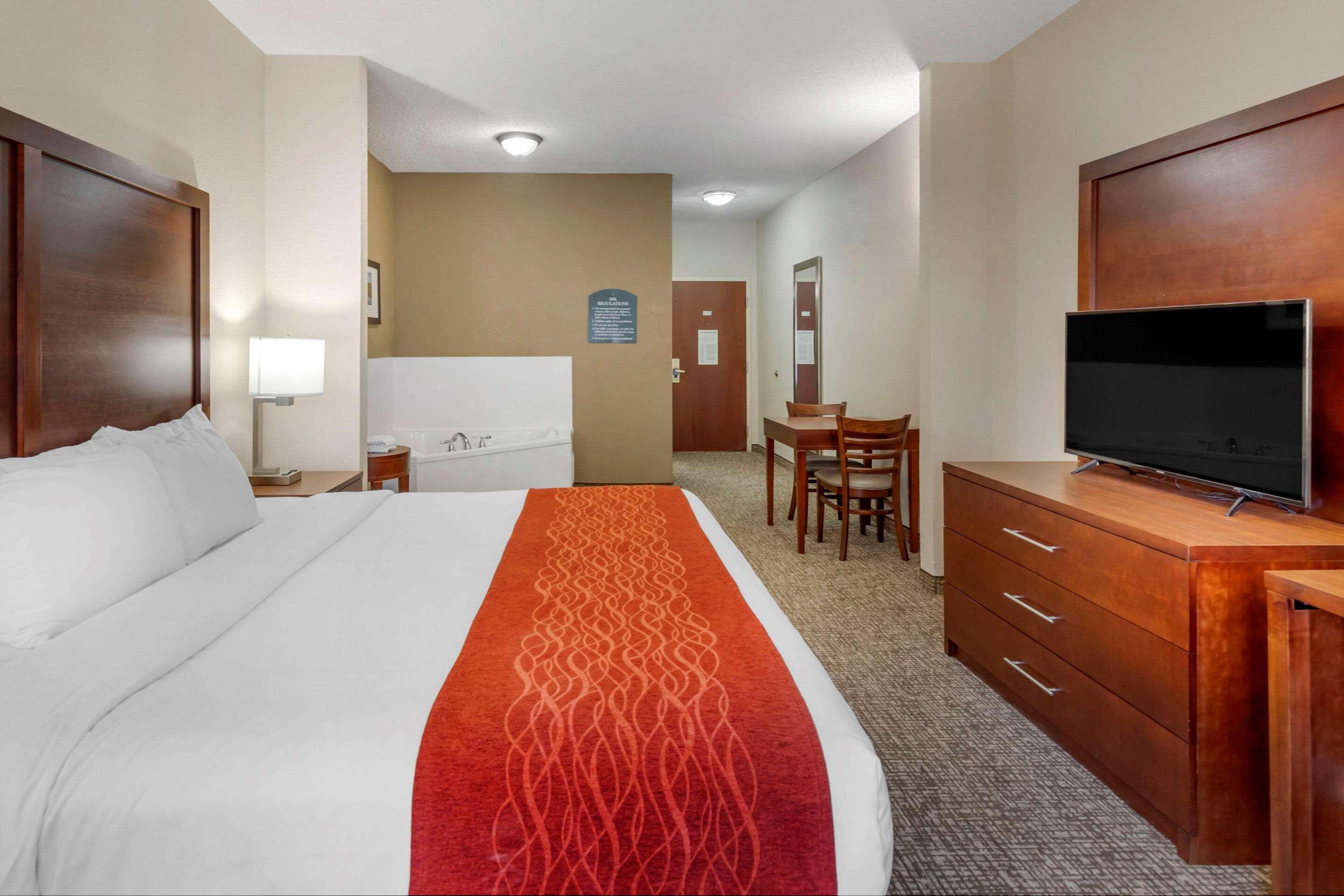 Comfort & Inn Suites Canton Exterior foto